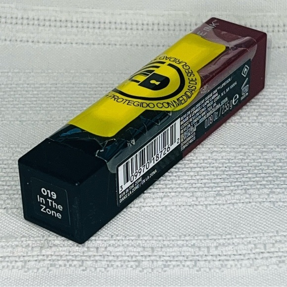 Revlon ColorStay Suede Ink - 019- In The Zone 0.17 Oz NEW SEALED - Picture 2 of 3